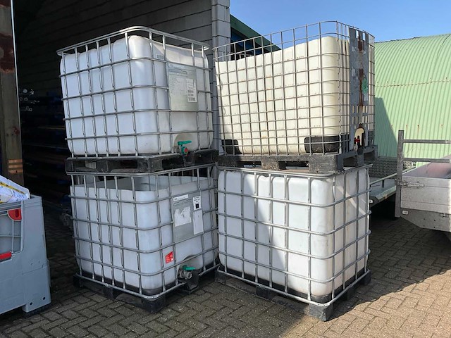Ibc container - afbeelding 1 van  3