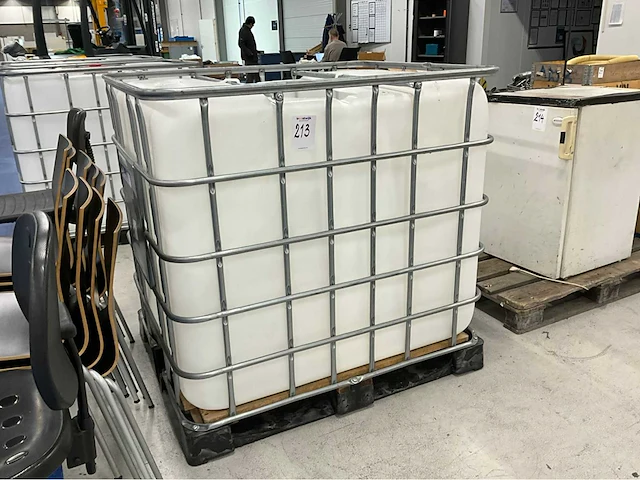 Ibc container - afbeelding 1 van  1
