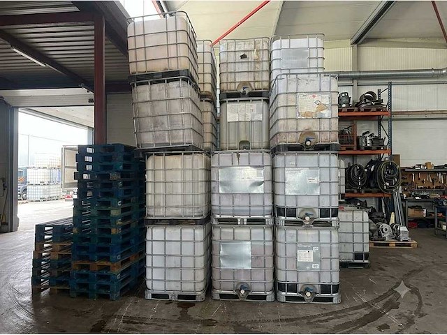 Ibc-containers - 1000 l - container (5x) - afbeelding 1 van  5