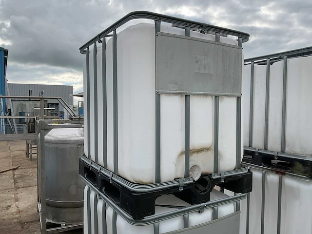 Ibc-containers (2x) - afbeelding 5 van  5