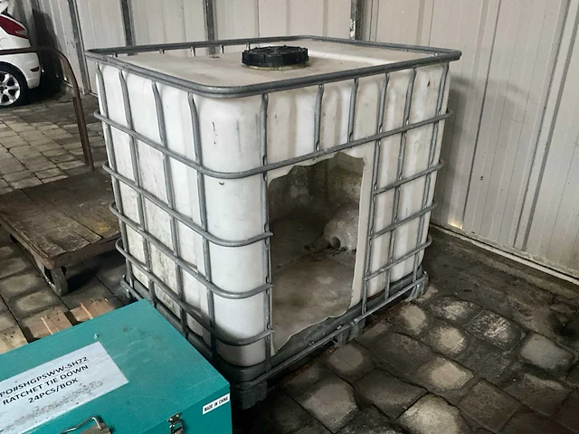 Ibc dierenverblijf - afbeelding 1 van  3