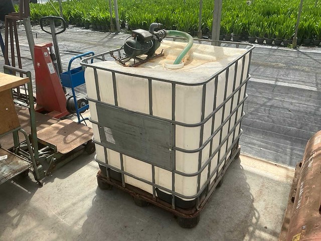 Ibc met pomp - afbeelding 1 van  4