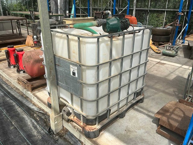 Ibc met pomp - afbeelding 4 van  4