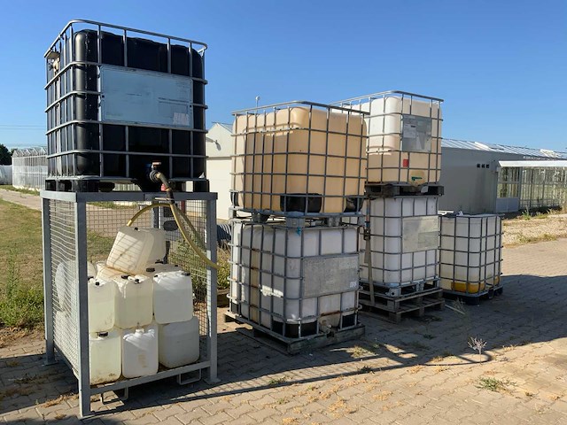 Ibc-tank inclusief afvulplatform (6x) - afbeelding 1 van  8