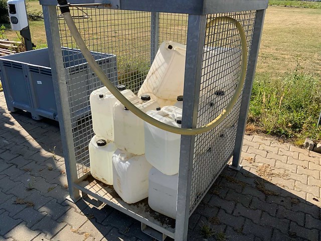 Ibc-tank inclusief afvulplatform (6x) - afbeelding 8 van  8