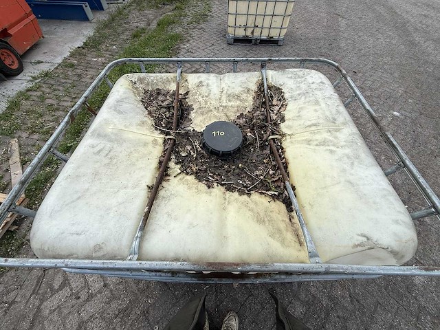 Ibc vat 1000 liter - afbeelding 5 van  8