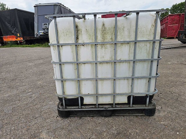 Ibc vat 1000 liter - afbeelding 1 van  6