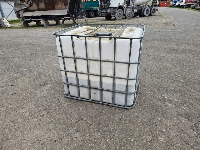 Ibc vat 1000 liter - afbeelding 1 van  8