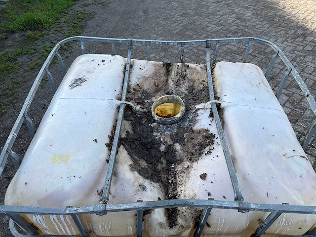 Ibc vat 1000 liter - afbeelding 6 van  8