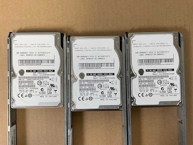 Ibm (24c) 21x 900 gb sas(huc109090css600) - 1x 900 gb sas(st900mm006) disk array enclosure - afbeelding 5 van  17