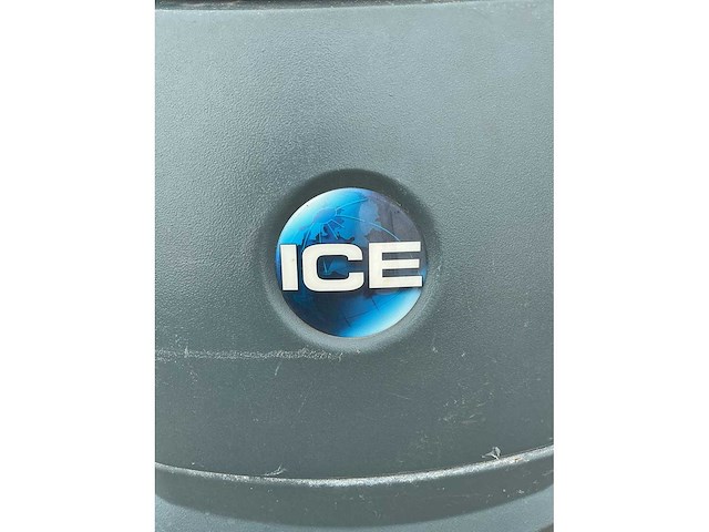 Ice i24bt schrobzuigmachine met extra set accu’s - afbeelding 6 van  12