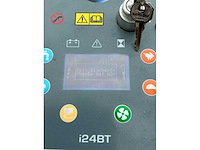 Ice i24bt schrobzuigmachine met extra set accu’s - afbeelding 11 van  23