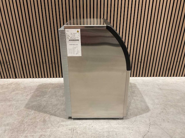 Ice maker xb40fzl ijsblokjesmachine - afbeelding 18 van  47