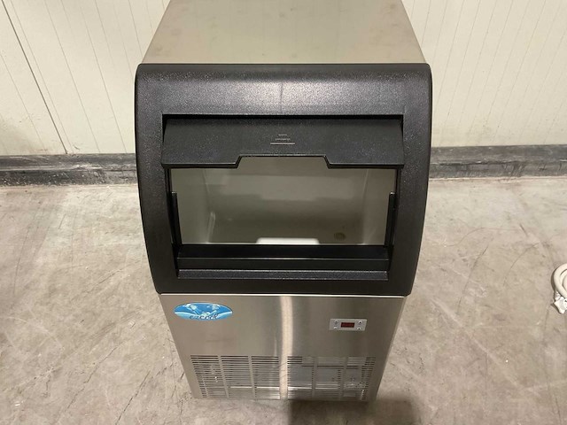 Ice maker xb40fzl ijsblokjesmachine - afbeelding 41 van  47