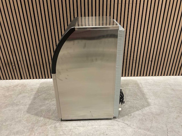 Ice maker xb40fzl ijsblokjesmachine - afbeelding 26 van  47