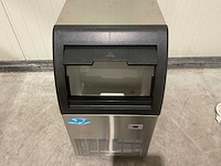 Ice maker xb40fzl ijsblokjesmachine - afbeelding 41 van  47