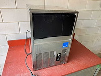 Icematic - cs25 - ijsblokjesmachine - afbeelding 1 van  3