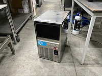 Icematic c28 ax ijsblokjesmachine - afbeelding 1 van  7