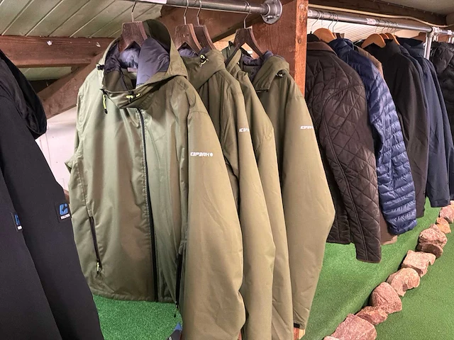 Icepeak barbeau jas (4x) - afbeelding 1 van  3