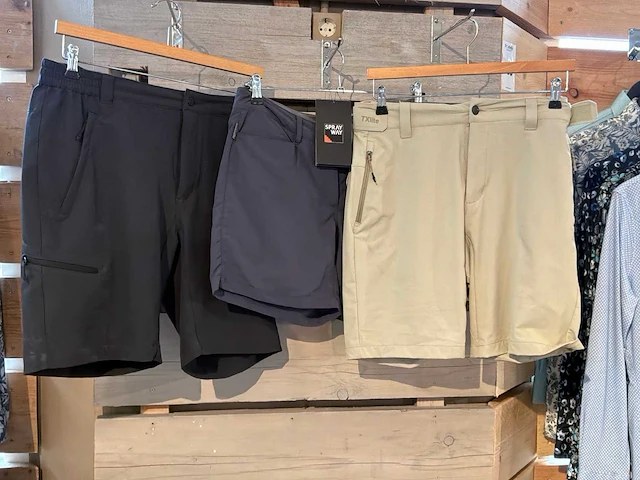 Icepeak / rab broeken / shirts / jassen (47x) - afbeelding 16 van  19