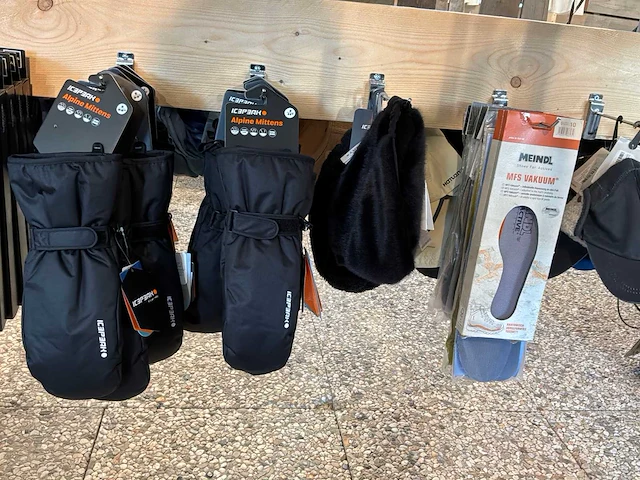 Icepeak / trekmates handschoenen - afbeelding 13 van  16