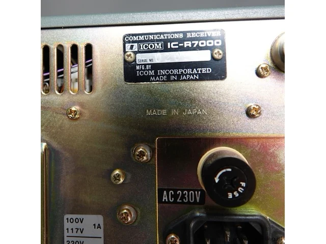 Icom ic-r7000 breedbandige communicatie-ontvanger (hf/vhf/uhf). - afbeelding 8 van  8