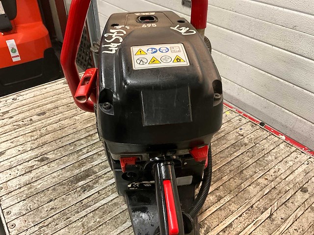 Ics 695xlpg-40 beton kettingzaag - afbeelding 6 van  6
