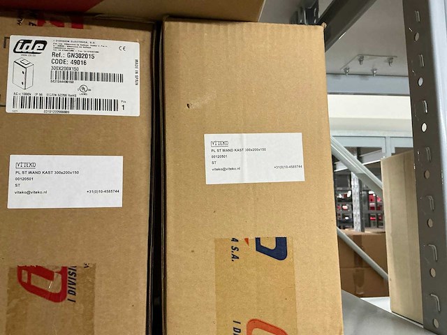 Ide pl st wand kasten 300x200x150 & 500x300x150 (18x) - afbeelding 4 van  9