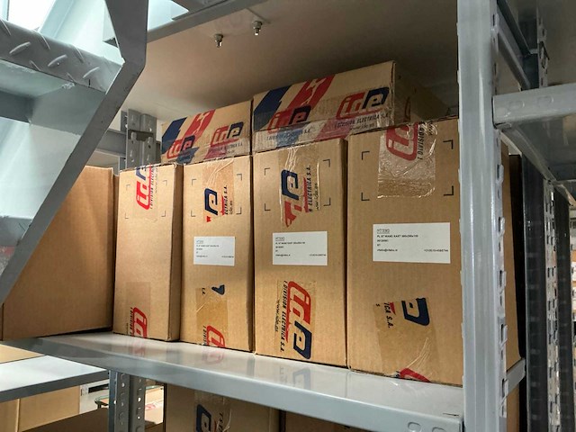 Ide pl st wand kasten 300x200x150 & 500x300x150 (18x) - afbeelding 9 van  9