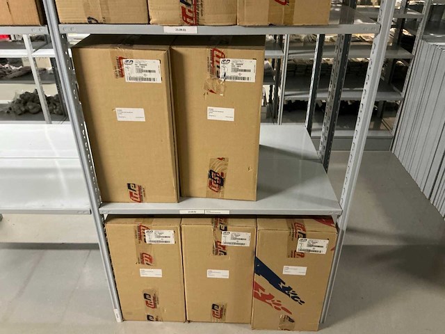 Ide pl st wand kasten 600x400x250 & 600x500x300 (9x) - afbeelding 1 van  10