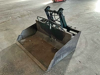 Ideaal 1.700 mm hydraulische heftruckschepbak met uitdrukschuif – fem 2a - afbeelding 1 van  13
