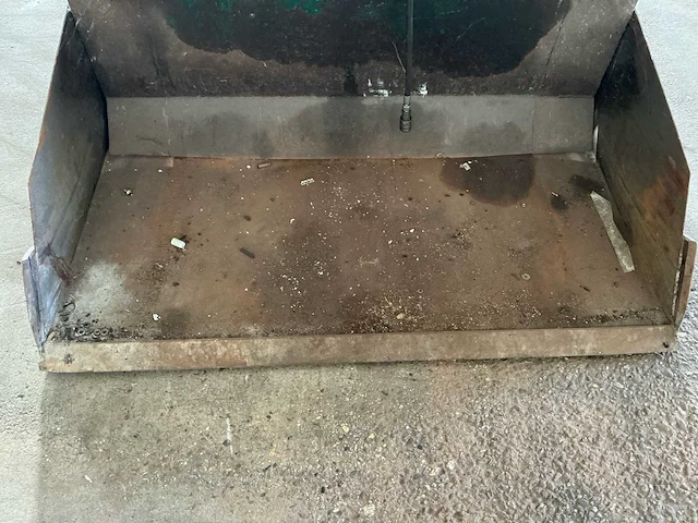 Ideaal 1.700 mm hydraulische heftruckschepbak met uitdrukschuif – fem 2a - afbeelding 4 van  13