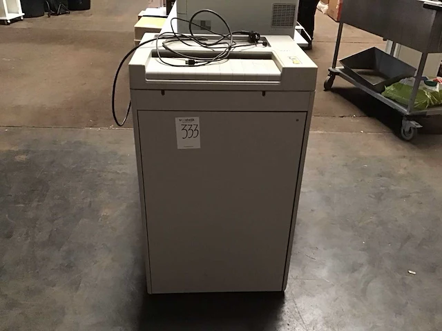 Ideal 3802 papierversnipperaar - afbeelding 1 van  2