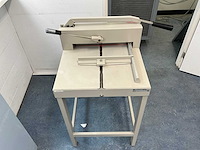 Ideal 3905 stapelsnijmachine - afbeelding 2 van  6
