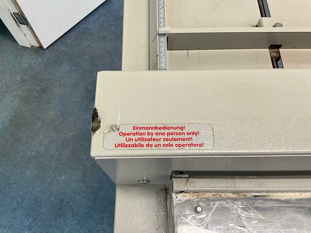 Ideal 3905 stapelsnijmachine - afbeelding 4 van  6