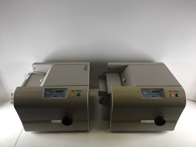 Ideal (8324) folding machines for a4 (2x) - afbeelding 1 van  8