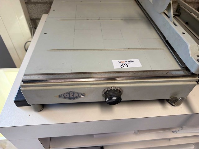 Ideal handmatige papier snijmachine - afbeelding 2 van  4