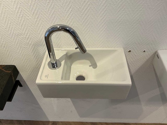 Ideal standard - fonteinset - afbeelding 2 van  9