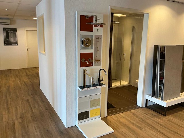 Ideal standard - joy - display met bad- en toiletaccessoires - afbeelding 3 van  9