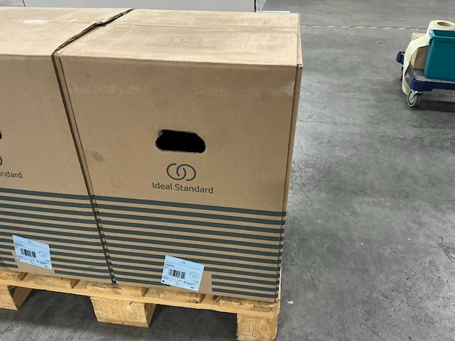 Ideal standard connect air toilet zwart - afbeelding 3 van  4