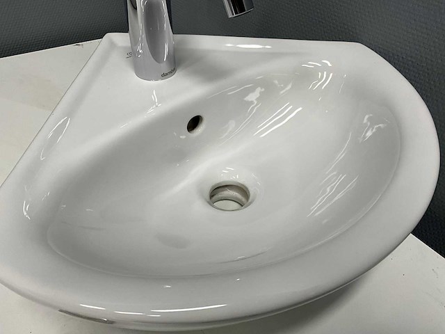 Ideal standard / damixa - hoekwastafel met wastafelkraan - afbeelding 5 van  6