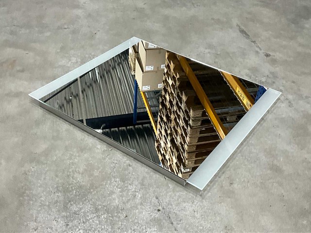 Ideal standard t3346bh spiegel 600x700mm verlichting indirect voor boven en onder, anticondens - afbeelding 12 van  12