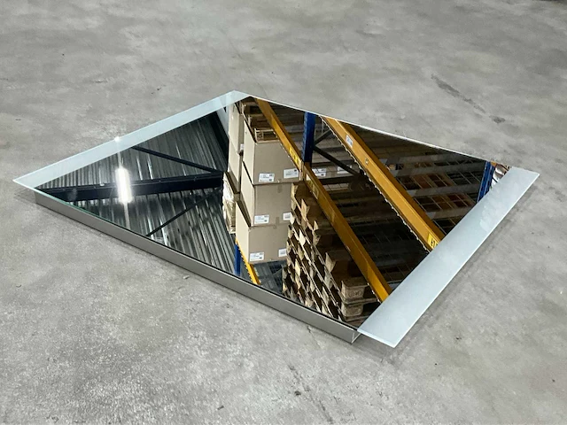 Ideal standard t3346bh spiegel 600x700mm verlichting indirect voor boven en onder, anticondens - afbeelding 11 van  12
