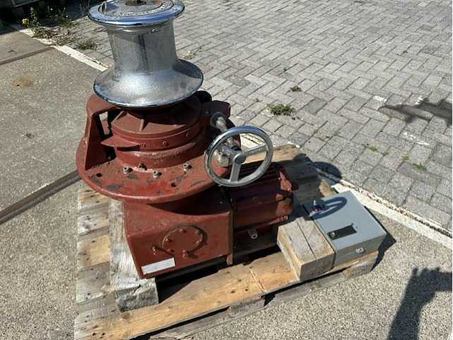 Ideal windlass east greenwich - bcw-3 - kaapstander/winch/lier - afbeelding 1 van  8