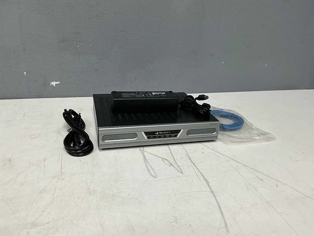 Idirect - evolution x5 - router - afbeelding 3 van  8