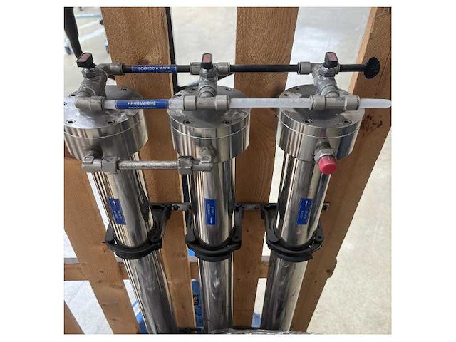 Idromar mc3v 210 l/h automatic watermaker 380v 3-phase - afbeelding 1 van  4