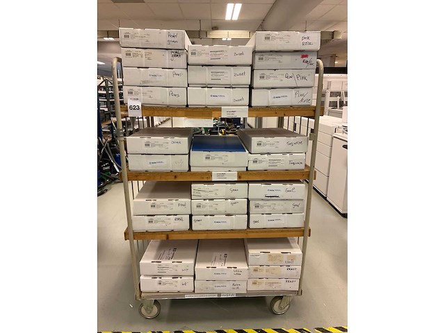 Igepa papiervellen in etagewagen - afbeelding 6 van  11