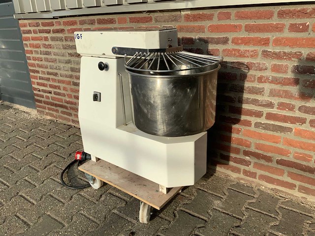 I.g.f. 2400/s25 deegmixer - afbeelding 2 van  6