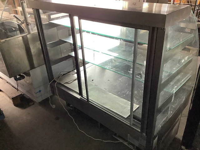 Igloo - ns-178870 - koel vitrine - afbeelding 3 van  4