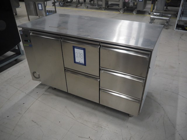 Iglu cold systems s.r.l. - afbeelding 1 van  13